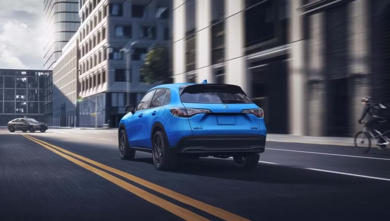 Honda HR-V 2026 chega com visual inspirado no ZR-V e novidades tecnológicas
