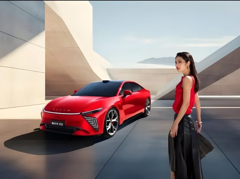 Chery Exlantix ES estreia na China com autonomia de até 710 km