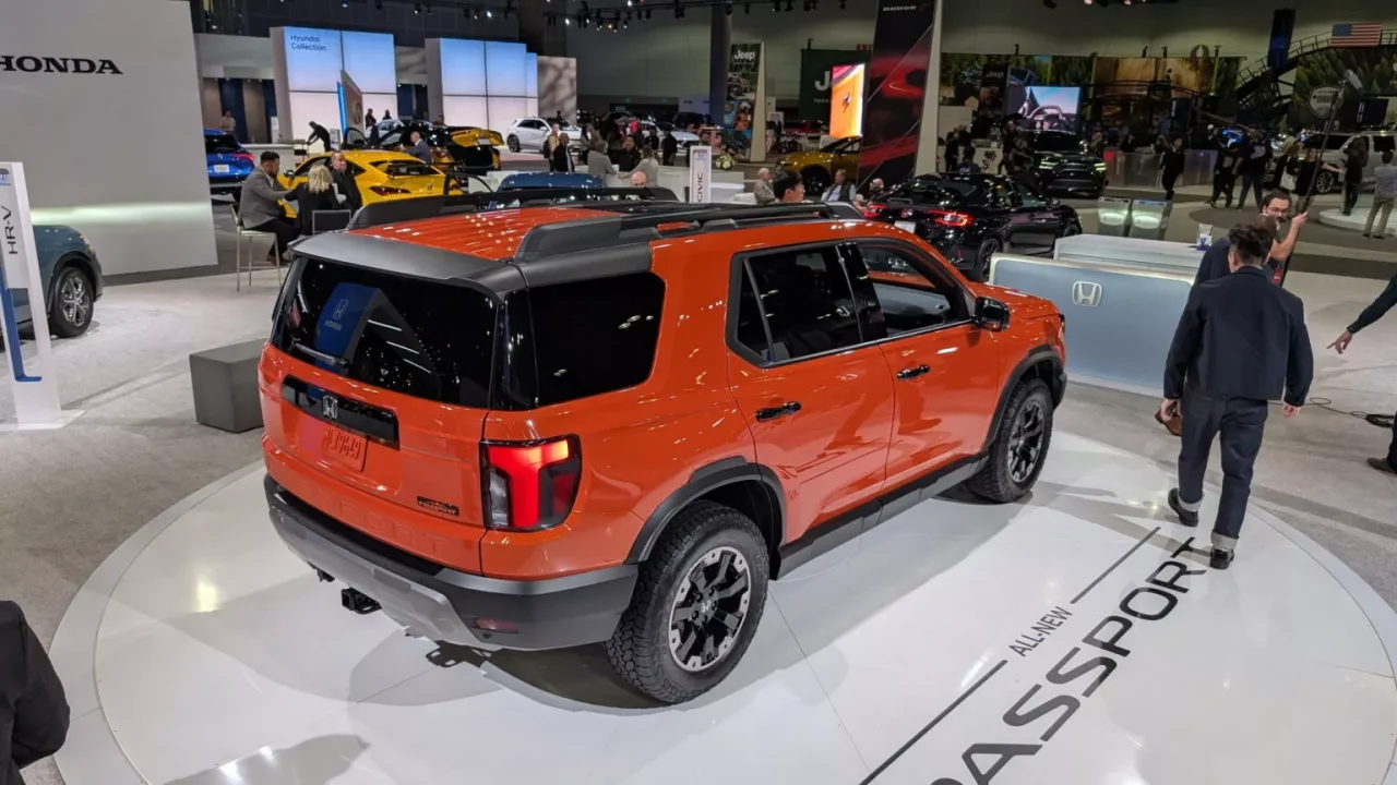 Honda delineia planos futuros com foco em híbridos e EVs até 2035