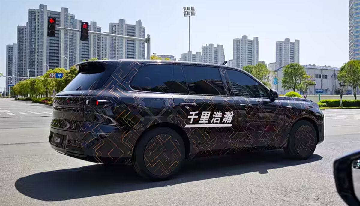 Geely Galaxy M9 estreia na China com capacidade para seis pessoas