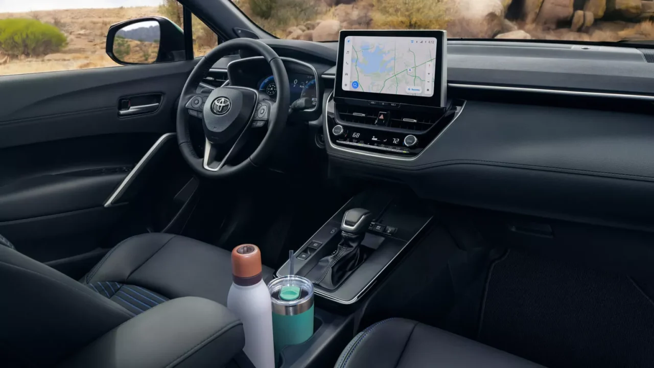 Toyota Corolla Cross 2026 é apresentado nos EUA e Canadá