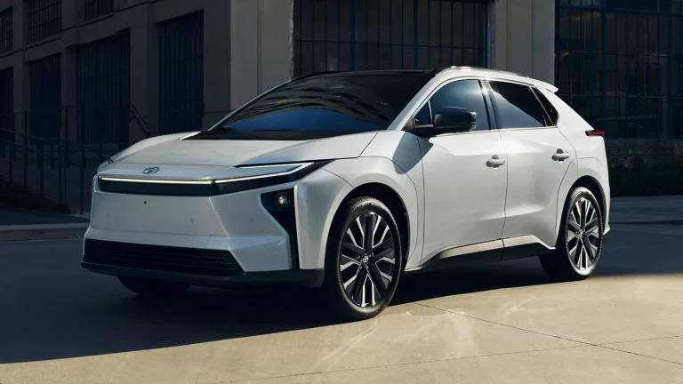 Toyota bZ 2026 estreia com potência significativamente maior