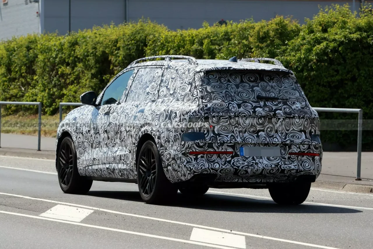Audi Q9 2027 é flagrado com menos camuflagem Revela Design
