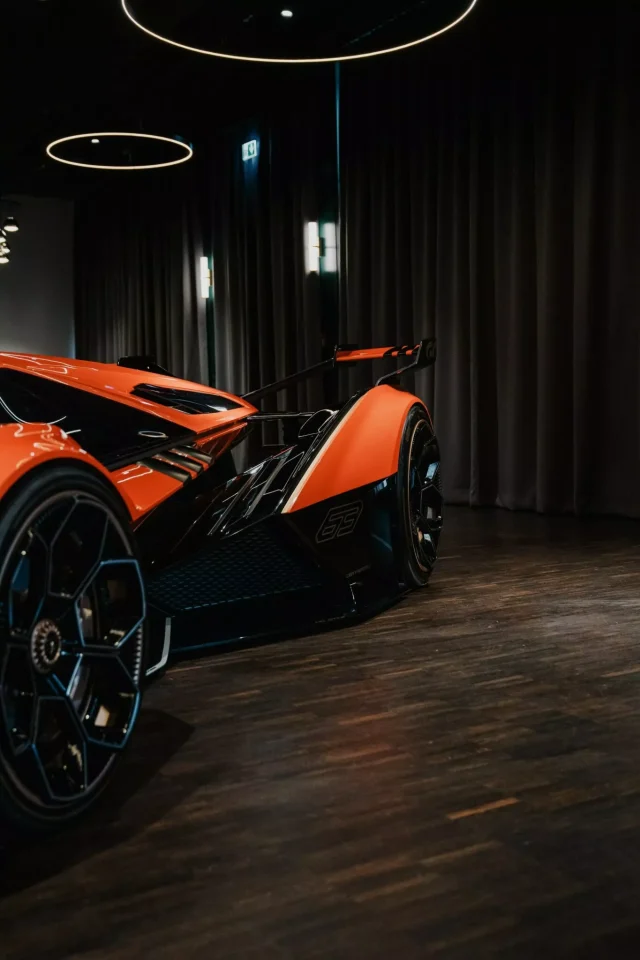 Lamborghini revive o Vision GT com nova pintura Arancia Egon