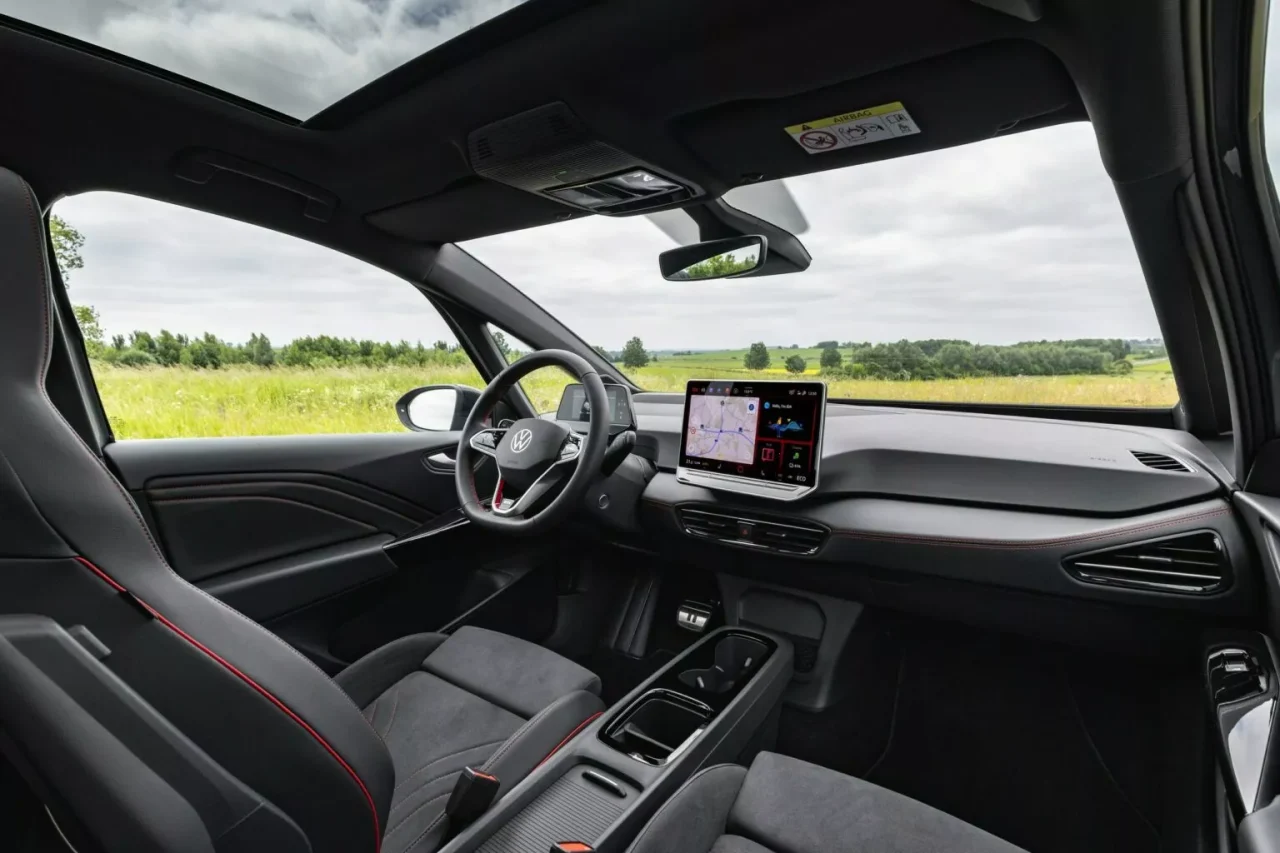 Volkswagen prepara ID.3 GTI de tração traseira com 335 cv para 2025