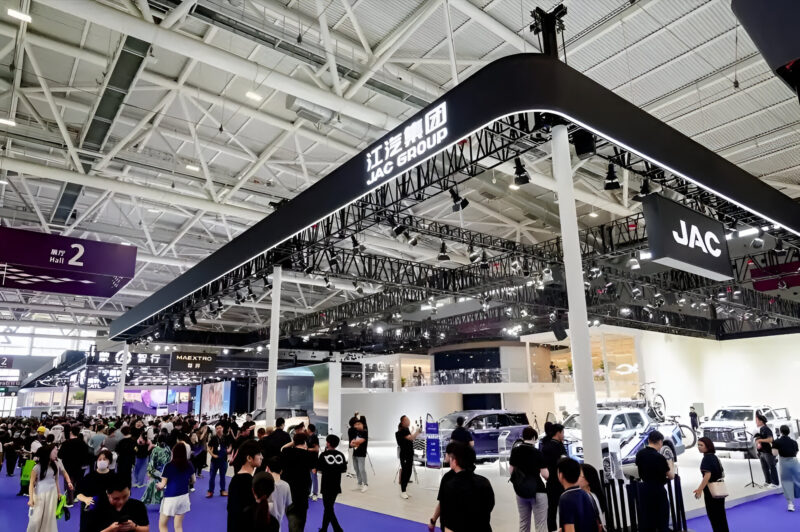 JAC Motors apresenta Hunter PHEV Australian Edition no Salão do Automóvel da Grande Baía 2025
