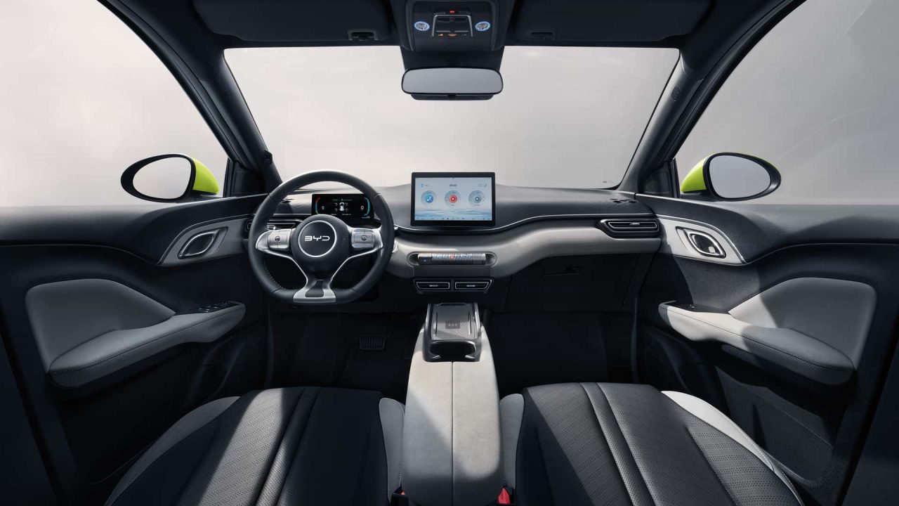 BYD Dolphin Surf chega à Europa como versão turbinada do Seagull