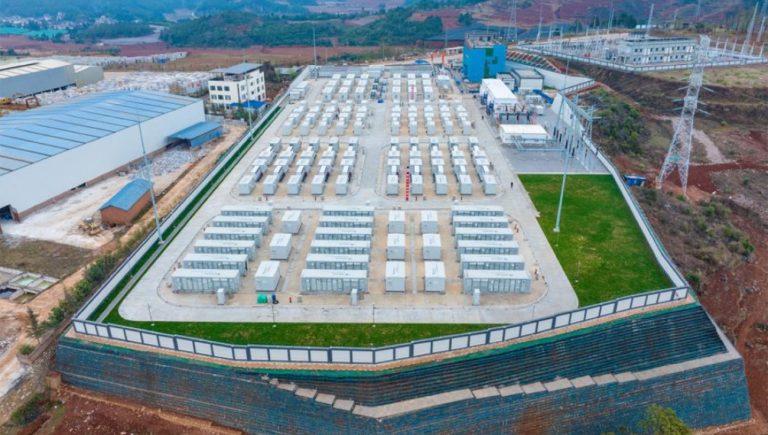 China inaugura primeira estação de armazenamento de energia híbrida lítio-sódio