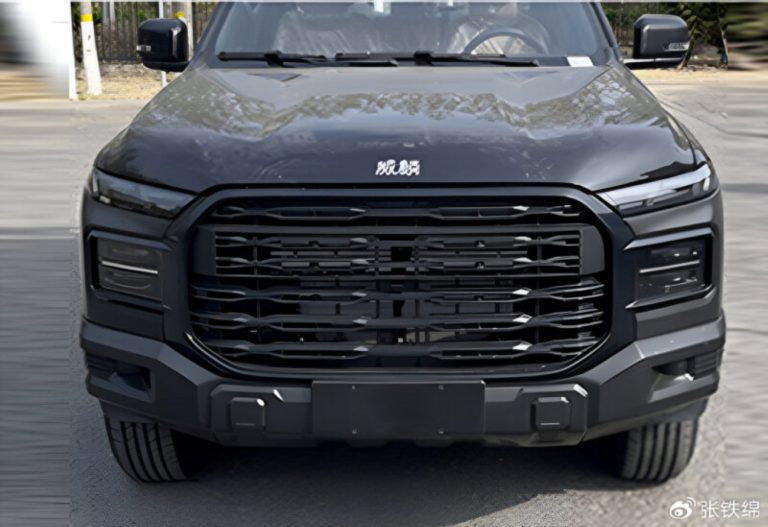 Chery revive a marca Rely com a nova pickup Kaitian R08