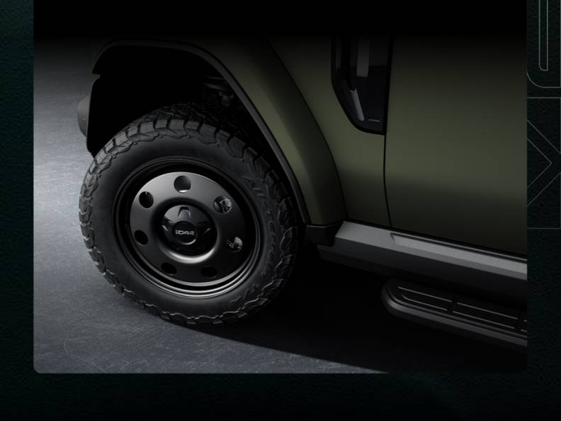 Chery iCar V23 estreia com visual retrô e proposta emocional