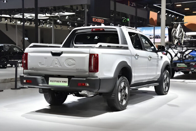 JAC Motors apresenta Hunter PHEV Australian Edition no Salão do Automóvel da Grande Baía 2025