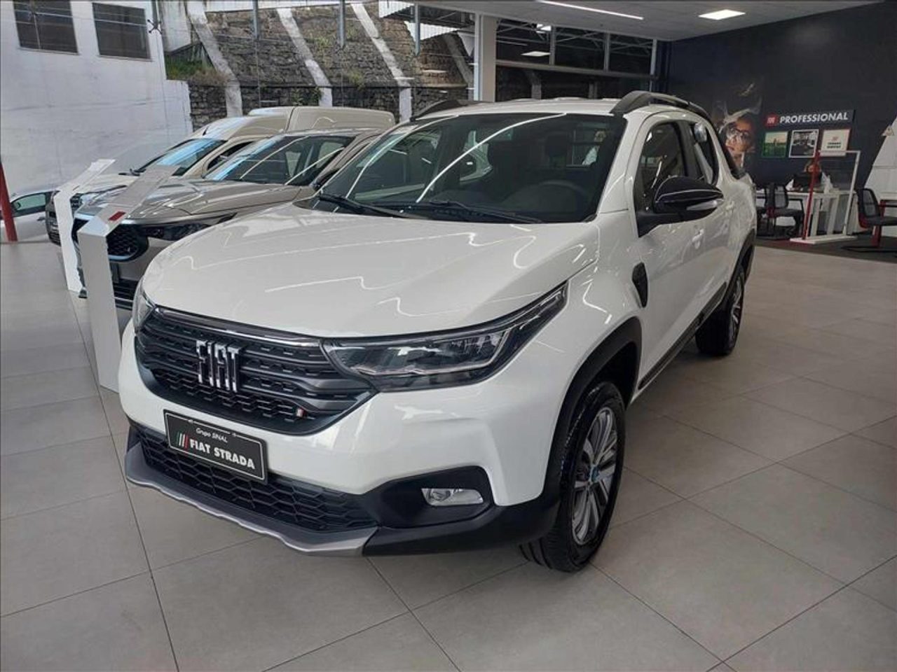 Fiat Strada cresce 10% nas vendas de maio e se aproxima do Hyundai HB20
