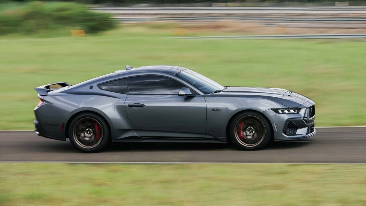 Ford Mustang GT Performance manual chega ao Brasil em edição limitada por R$ 600 mil