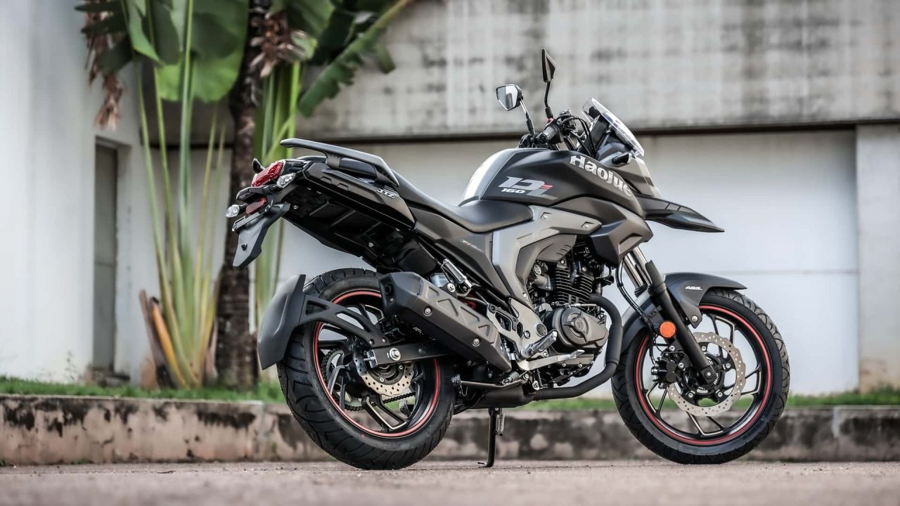 Haojue DL 160 chega à linha 2026 custando R$ 21.470 para brigar com a Honda Bros