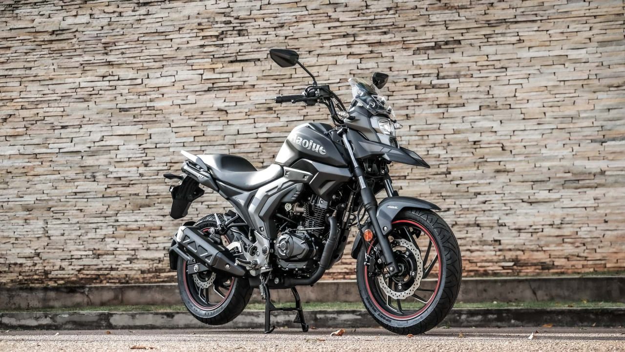 Haojue DL 160 chega à linha 2026 custando R$ 21.470 para brigar com a Honda Bros