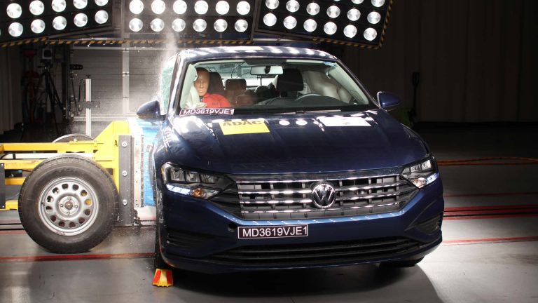 Volkswagen Jetta renova certificação de cinco estrelas em teste de segurança do Latin NCAP