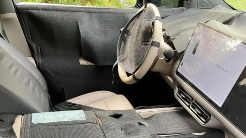 Interior do crossover elétrico Li Auto i8 é revelado na China