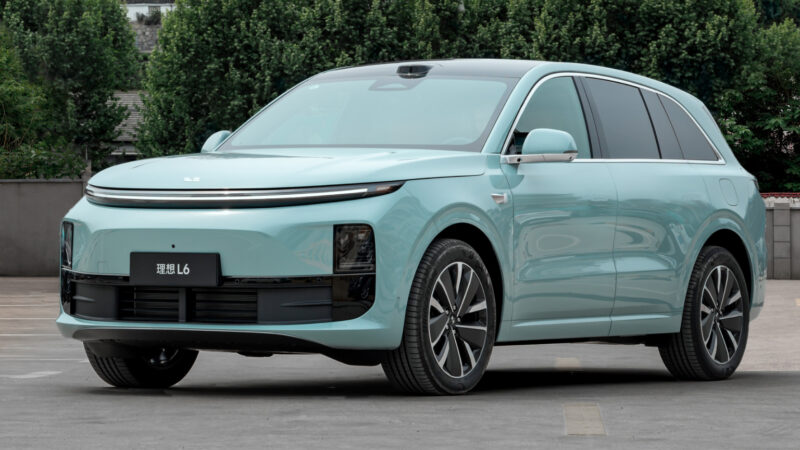 Li Auto lança a série L 2025 com atualizações em tecnologia e design
