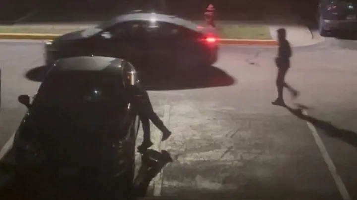 Adolescente é preso após invadir 121 carros em uma noite em Maryland