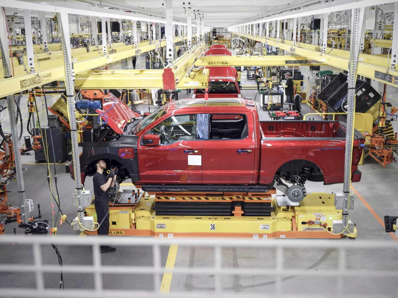 Ford convoca recall da F-150 Lightning por falha na suspensão dianteira