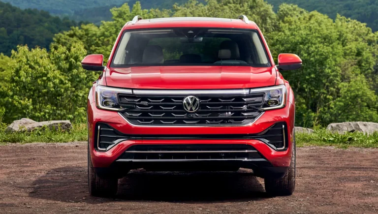 Volkswagen busca reduzir tarifas nos EUA com novos investimentos e diálogo direto com o governo Trump