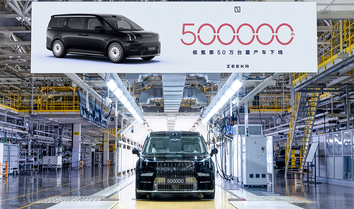 Zeekr atinge marca de 500 mil veículos elétricos produzidos em tempo recorde na China