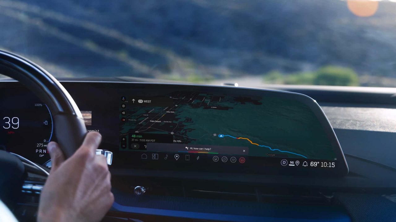 Cadillac lança Optiq-V 2026 com 519 cv e recarga rápida no padrão Tesla