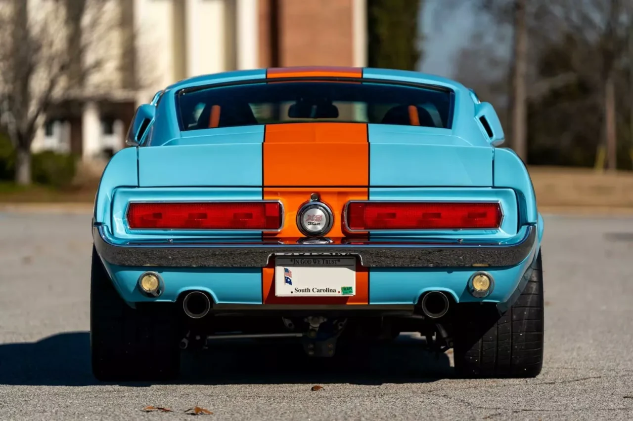 Ford Mustang Fastback 1968 repaginado com mais de 500 cv vai a leilão na Flórida