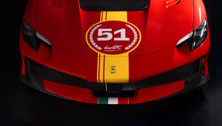 Ferrari apresenta edição exclusiva Piloti da 296 Speciale inspirada no 499P
