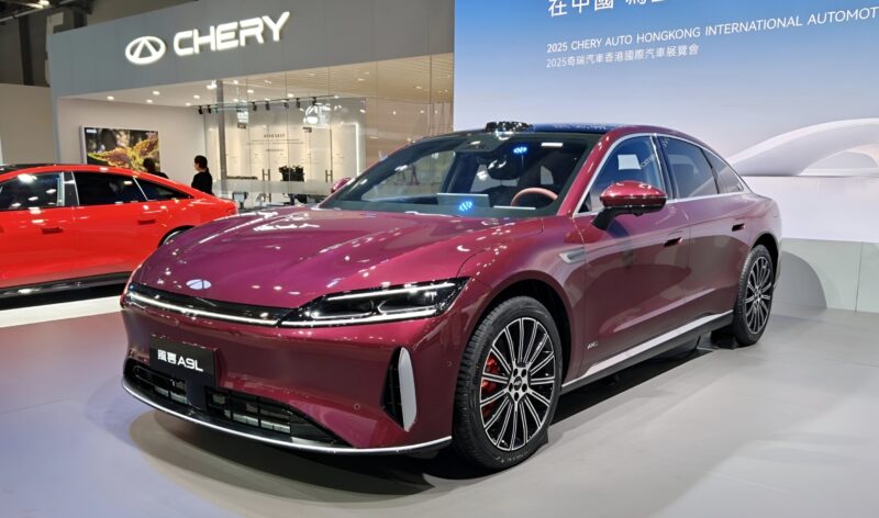 Chery Fulwin A9L chega ao mercado chinês em julho