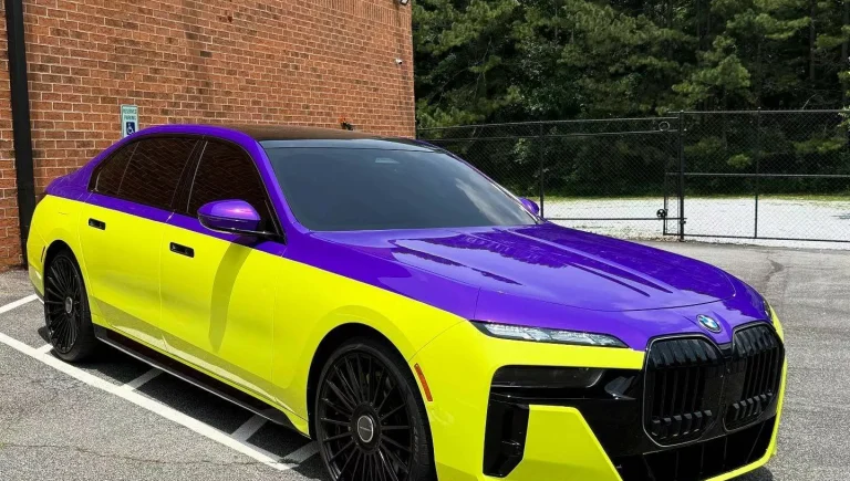 BMW Série 7 ganha visual extravagante com envelopamento