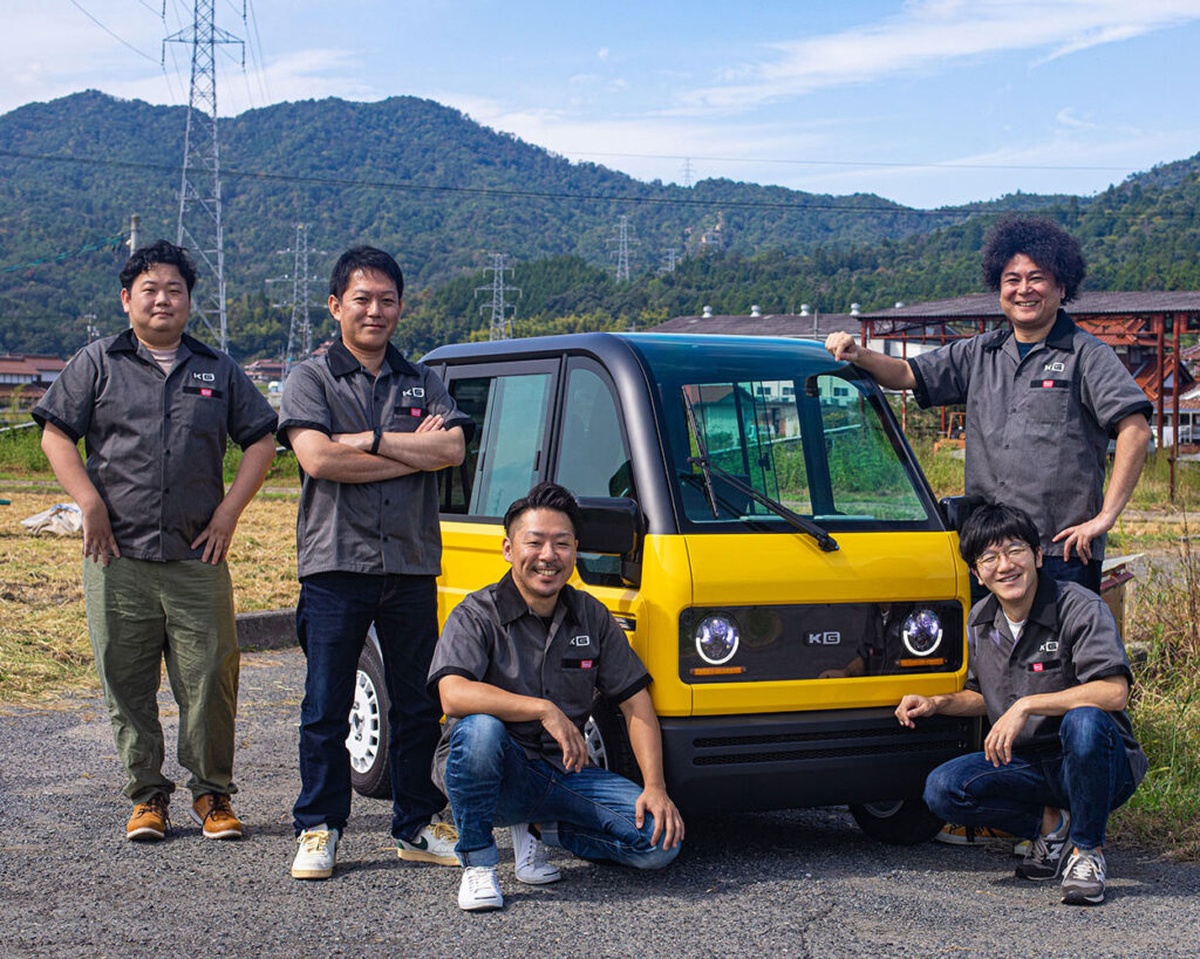 Mibot, o mini elétrico japonês de US$ 7 mil, estreia como opção econômica e urbana