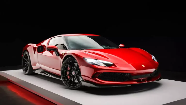 Ferrari 296 GTB quase nova sofre desvalorização de US$ 140 mil após pouco uso