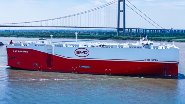 BYD amplia frota marítima com navio Xi’an capaz de transportar 9.200 veículos