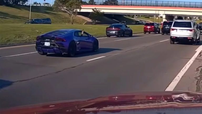 Homem é preso após disparar arma de fogo de Lamborghini alugado em Dearborn, Michigan
