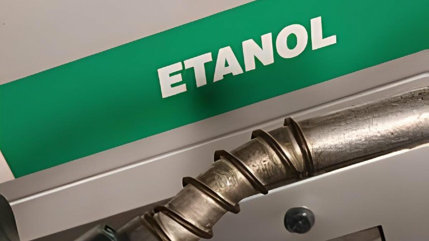 Governo federal avalia aumento do etanol na gasolina para 30% ainda em junho