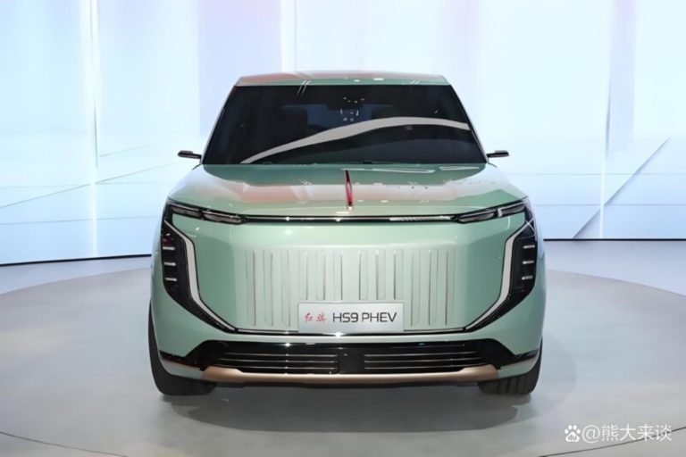 Hongqi HS9 PHEV ganha versão híbrida e já está em pré-produção
