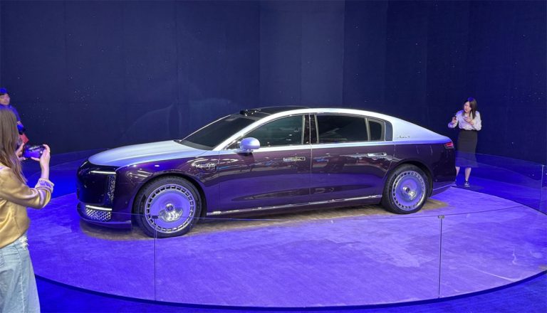 Maextro S800 da Huawei e JAC conquista mais de 2.600 pedidos em 72 horas após lançamento