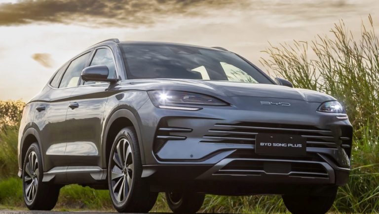 BYD Song Plus 2026 estreia com novo visual e preço mais salgado