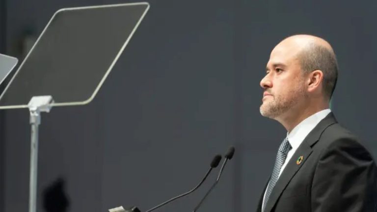 Nissan enfrenta prejuízo de US$4,5 bilhões e promove mudanças na diretoria