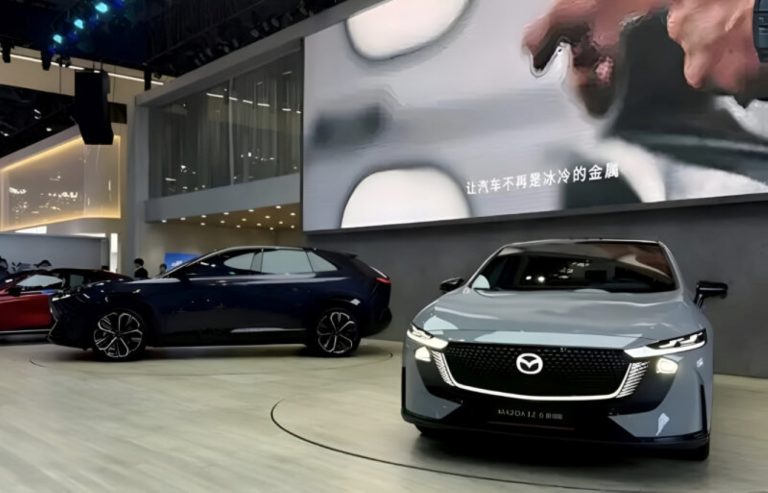 Mazda EZ-60 atrai jovens e conquista mais de 26 mil pré-encomendas na China