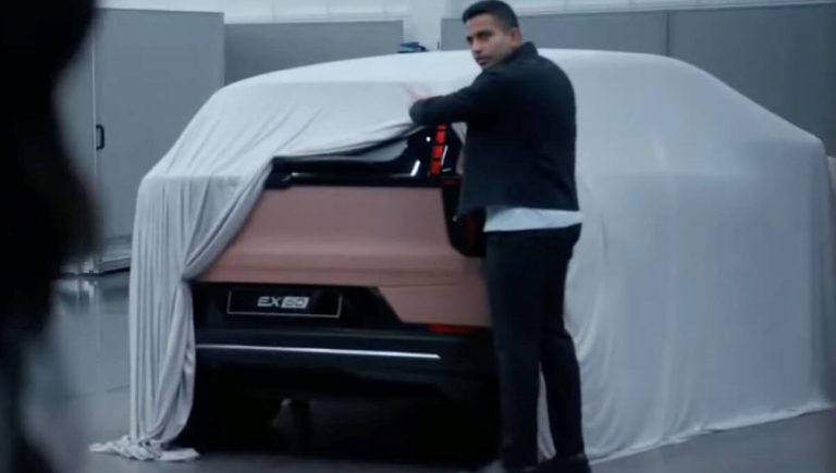 Volvo EX60 marca nova fase elétrica da marca a partir de 2026