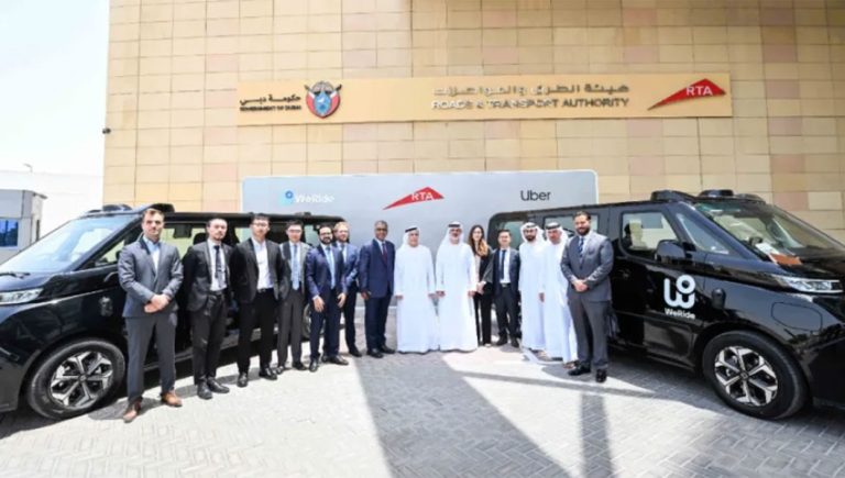 WeRide firma acordo para operar robotáxis em Dubai com parceria da Uber