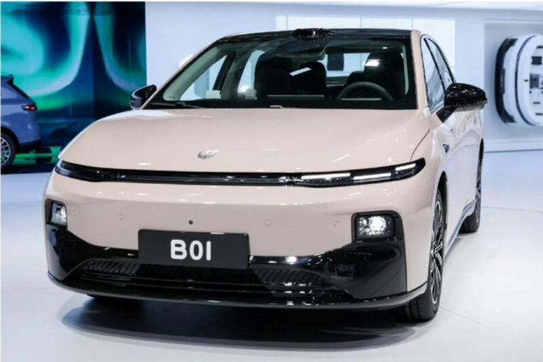 Leapmotor B01 atinge marca de 10 mil unidades produzidas na China