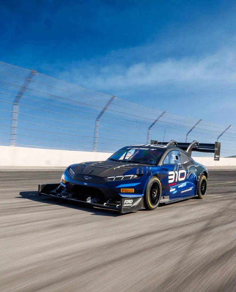 Ford Mach-E para Pikes Peak ostenta 1.421 cavalos e aerodinâmica agressiva