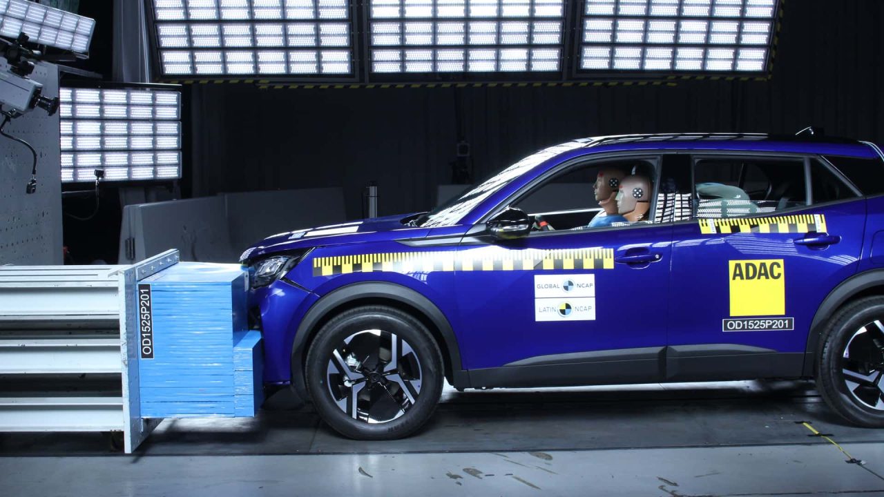 Peugeot 2008 recebe avaliação decepcionante em teste de colisão do Latin NCAP