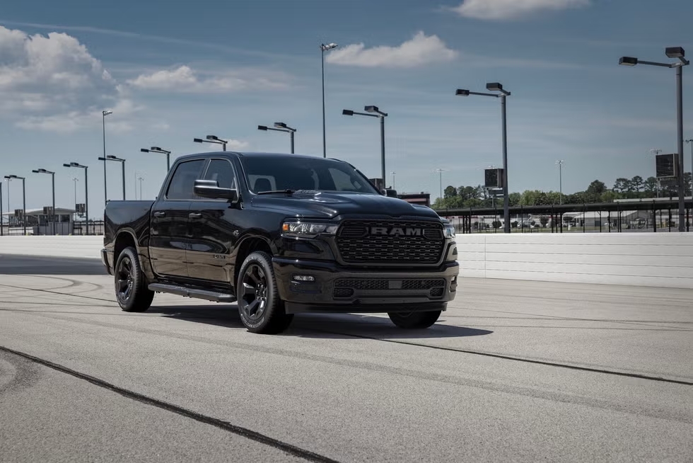 Ram 1500 2026: V8 Hemi retorna após críticas e estará disponível ainda neste ano