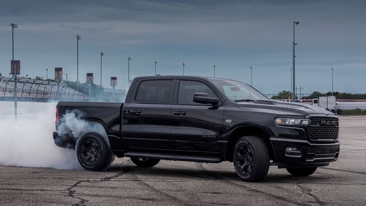 Ram 1500 2026: V8 Hemi retorna após críticas e estará disponível ainda neste ano