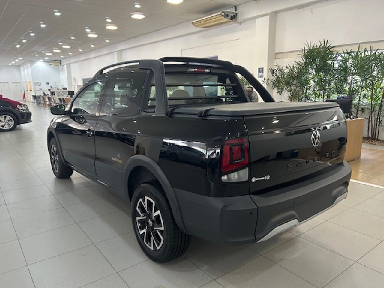 Volkswagen Saveiro ganha mega desconto de R$ 20.583 para CNPJ em junho