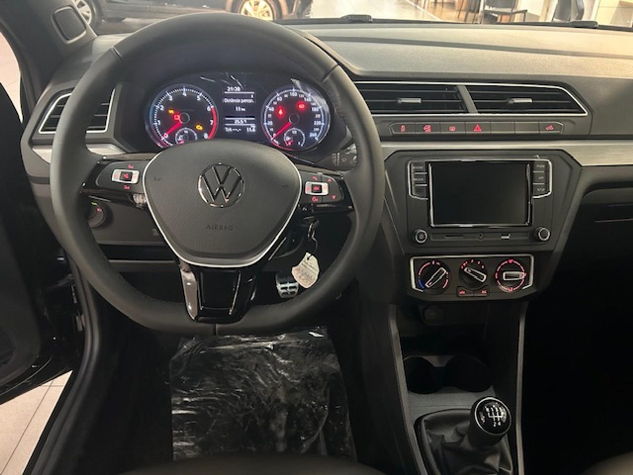 Volkswagen Saveiro ganha mega desconto de R$ 20.583 para CNPJ em junho